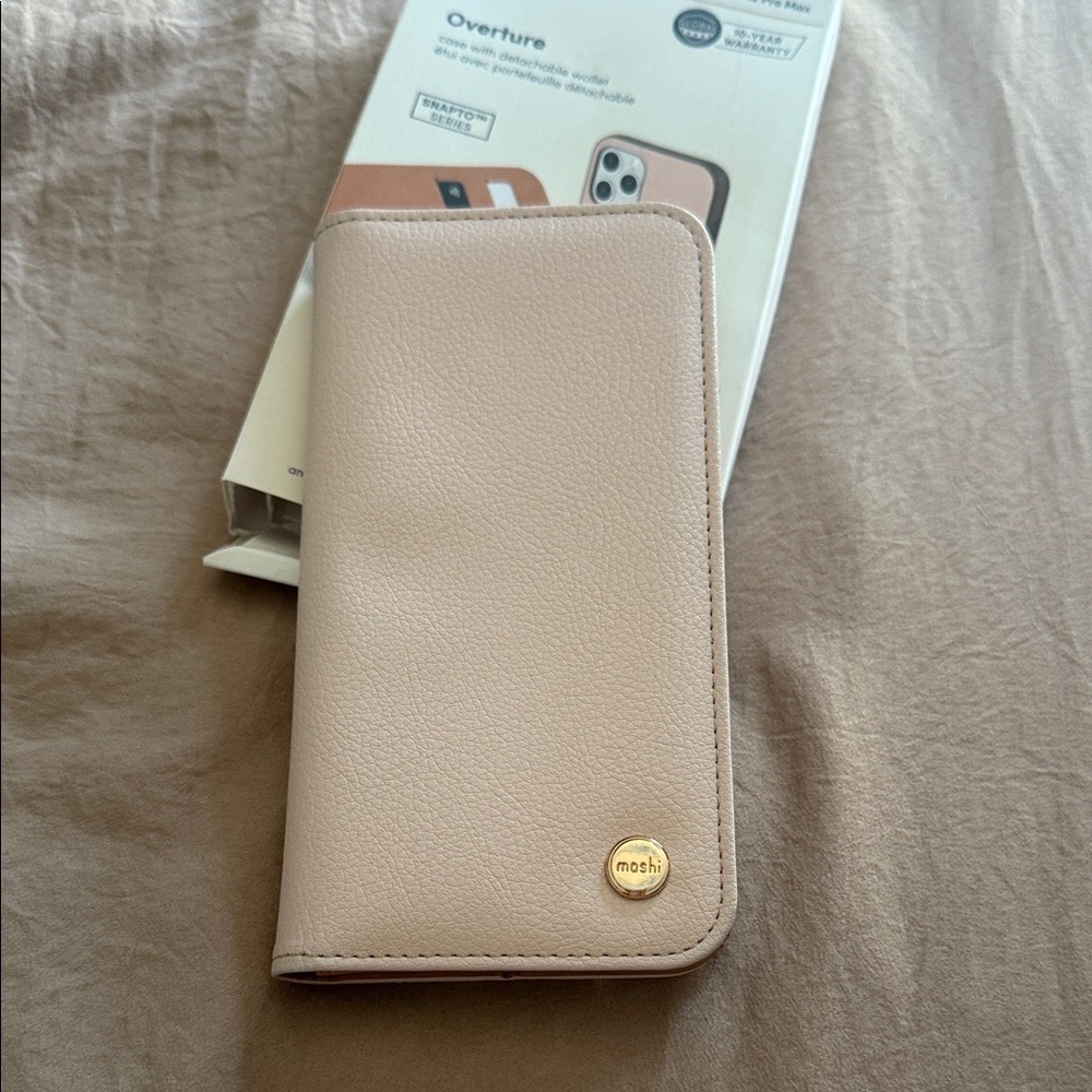 Overture Beige Phone Wallet Case